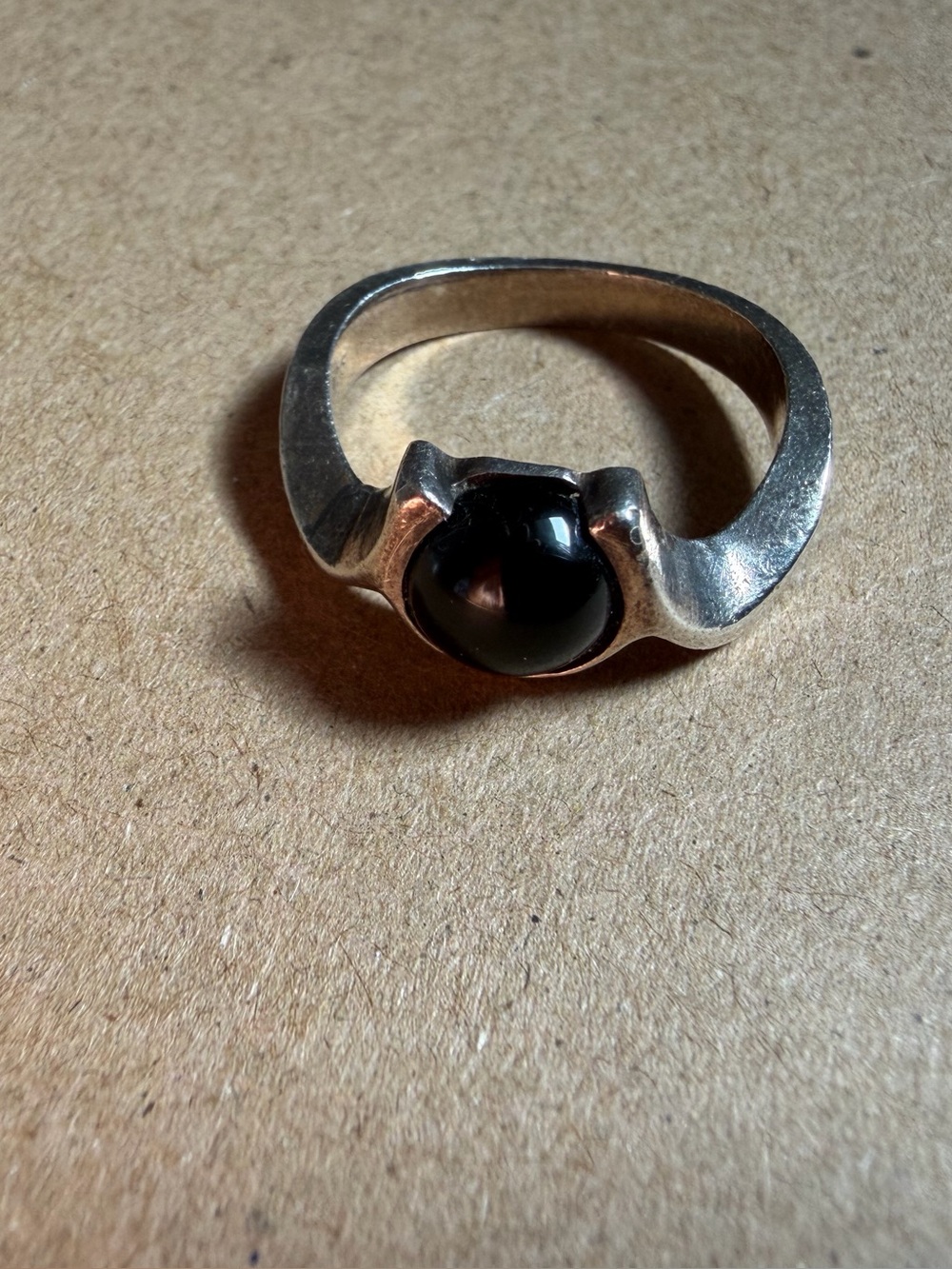 Sterling Silver Black Stone Wave Ring